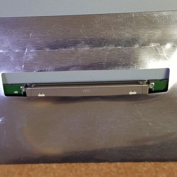 액정도매(LCD도매),LM270WFA(SS)(A1) 신품 A급 In-Cell Touch, USB  하단가운데 6P